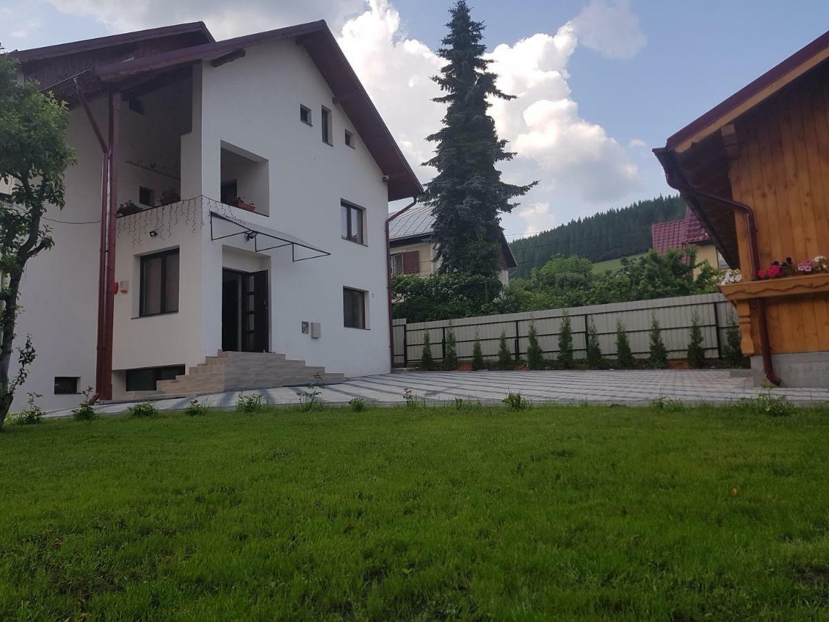 Pensiunea Casa Rumpel Gura Humorului Exterior foto